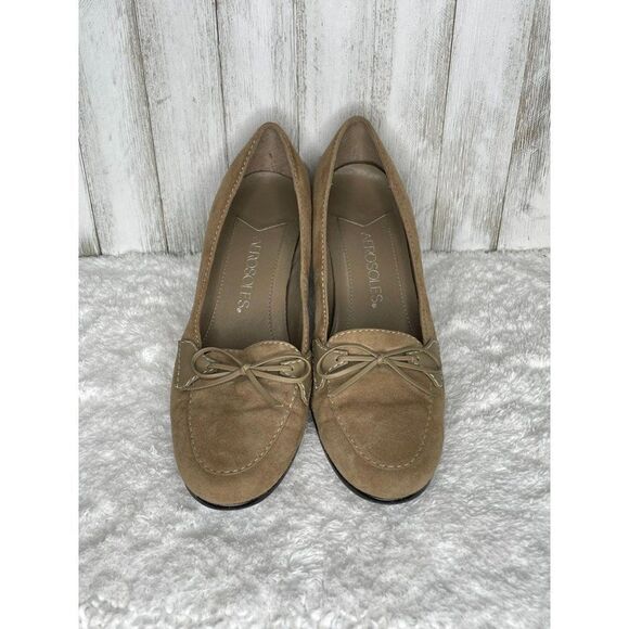 Aerosoles Tan Suede Kitten Heels Size 6.5 - Picture 2 of 8